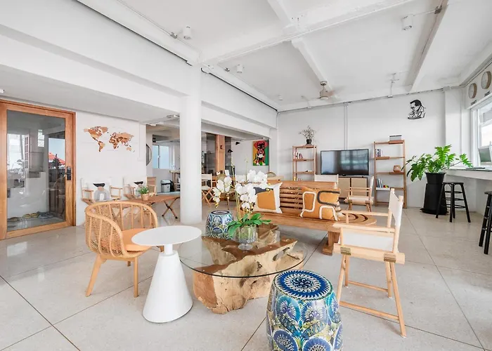 Unplugged At Bangrak & Silom Design