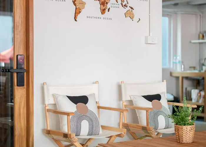 Unplugged At Bangrak & Silom Design Bangkok