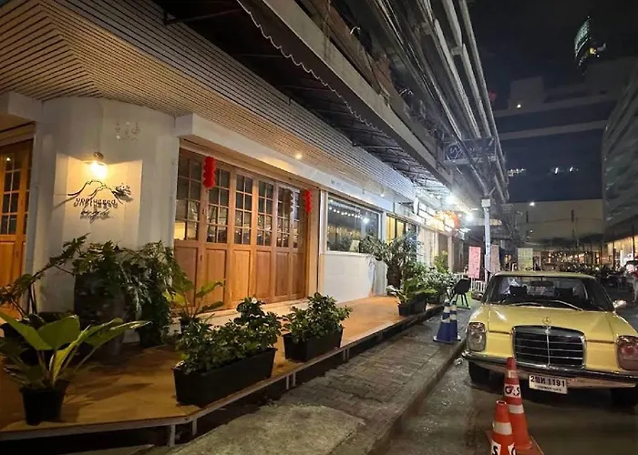 Unplugged At Bangrak & Silom Design