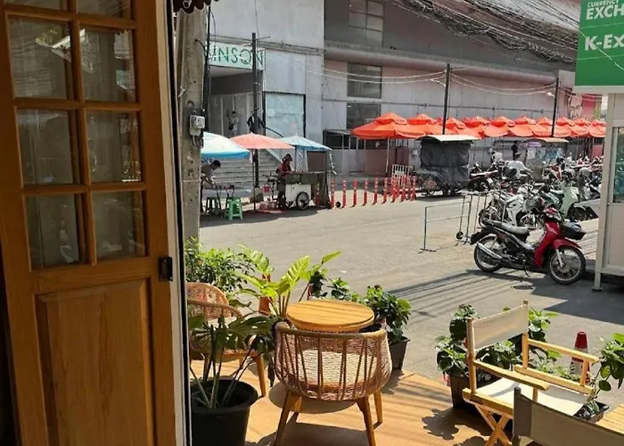 Unplugged At Bangrak & Silom Design * Bangkok
