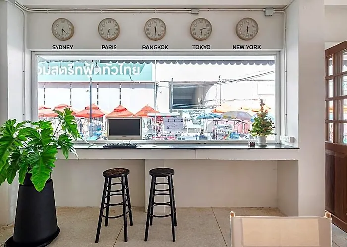 Ostello Unplugged At Bangrak & Silom Design
